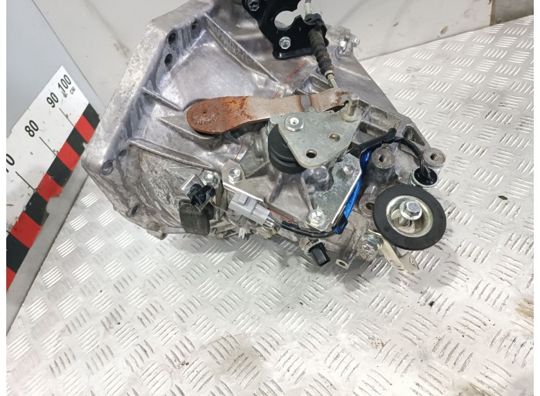 КПП механическая (МКПП) к КПП механическая (МКПП) к Toyota Yaris undefined г. Yaris