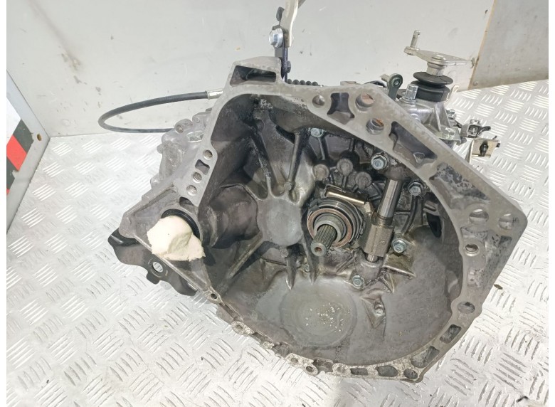 КПП механическая (МКПП) к КПП механическая (МКПП) к Toyota Yaris undefined г. Yaris