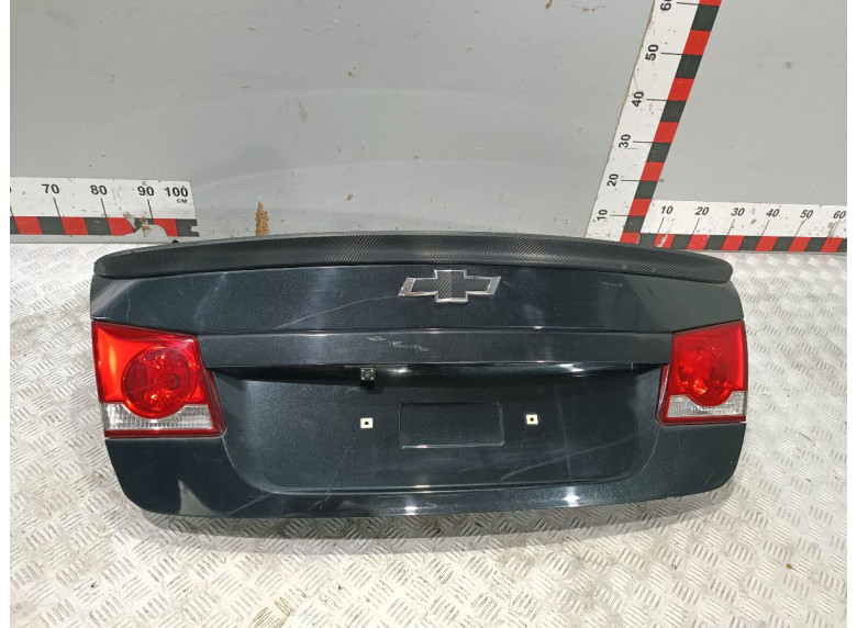 Накладка подсветки номера к Chevrolet Cruze, 2010г.