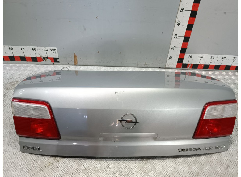 Замок багажника к Opel Omega, 2004г.