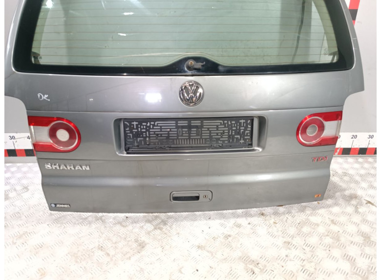 Бленда к Volkswagen Sharan, 2005г.