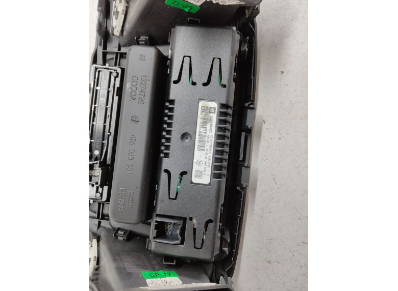 Дисплей к Opel Insignia, 2010г.