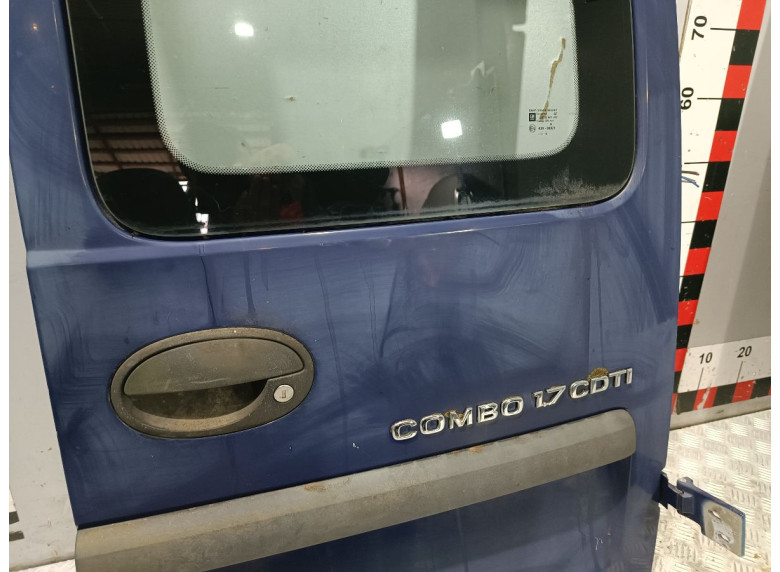 Дверь задняя распашная правая к Opel Combo, 2005г.