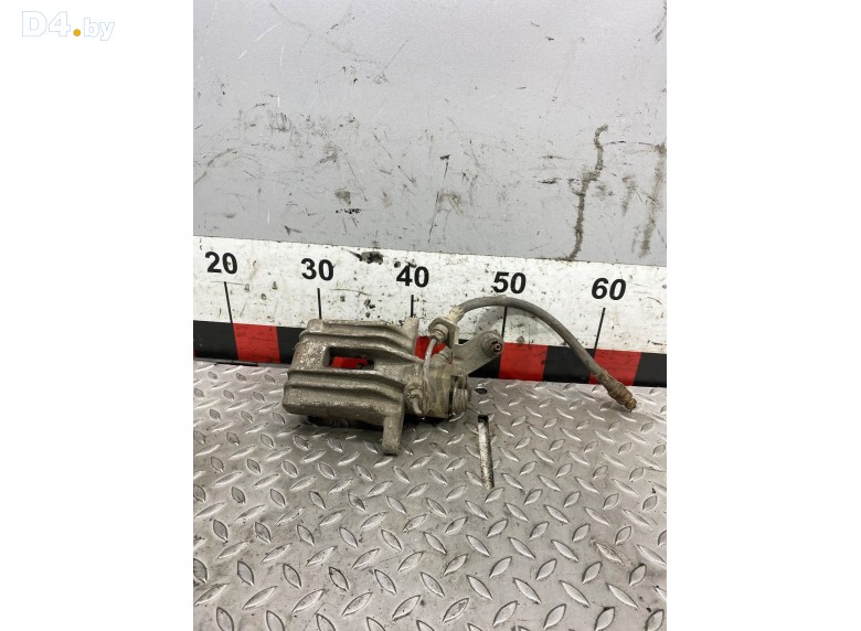 Суппорт задний правый к Volkswagen Golf undefined г.