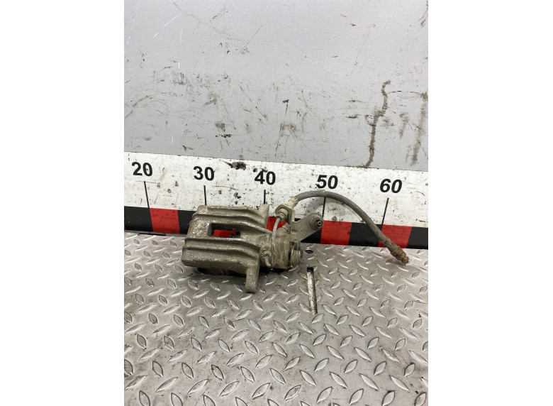 Суппорт задний правый к Volkswagen Golf, 2006г.