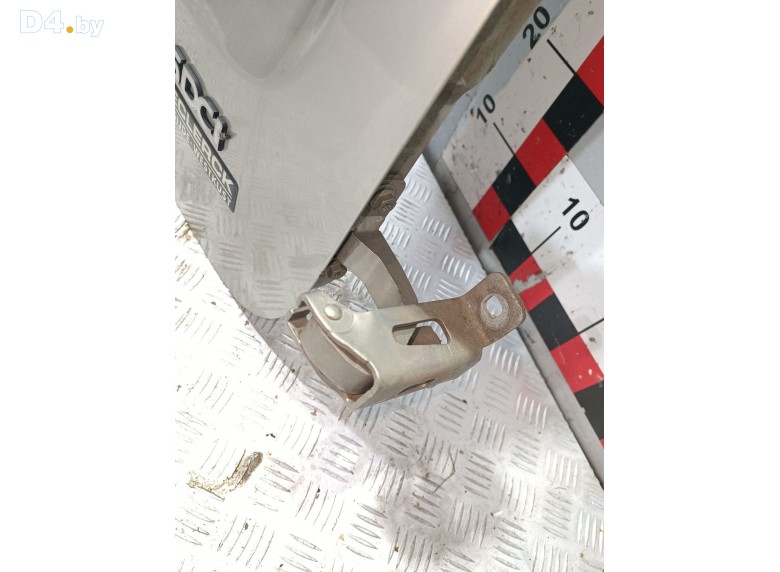 Петля двери задней правой к Dacia Logan undefined г.