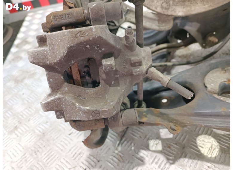 Суппорт задний левый к Mercedes CW204 undefined г.