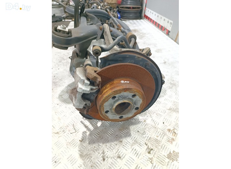 Ступица задняя правая к Mercedes CW204 undefined г.