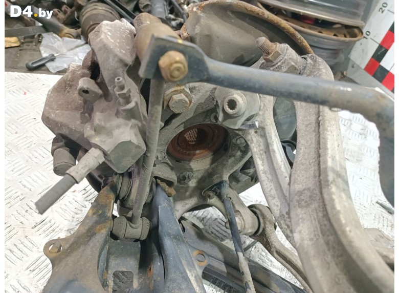 Ступица задняя левая к Mercedes CW204 undefined г.