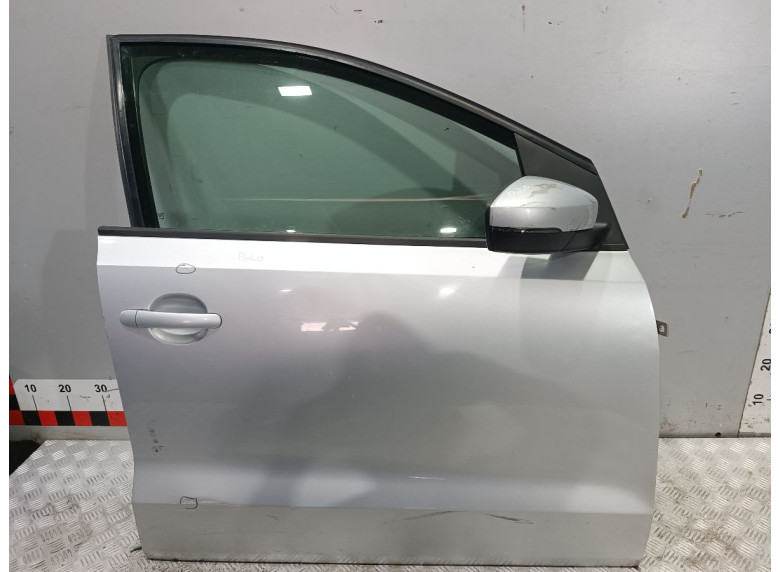Ручка наружная передняя правая к Volkswagen Polo, 2011г.