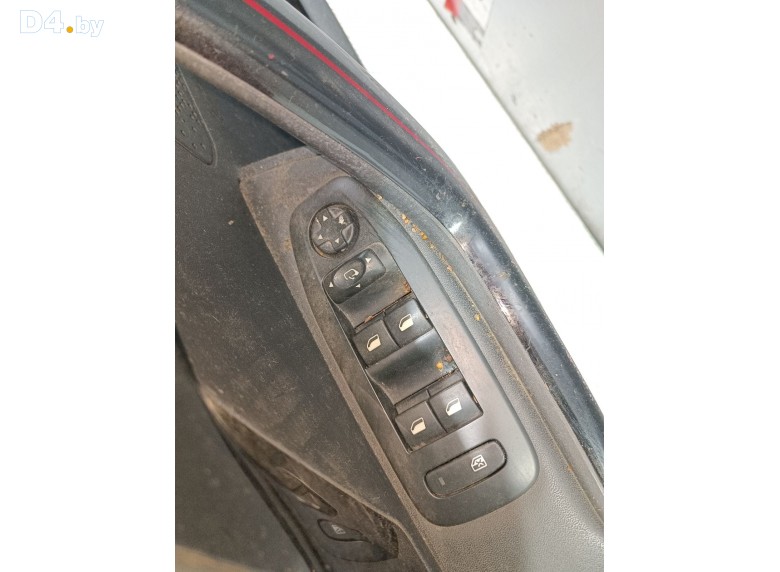 Блок управления стеклоподъемниками к Peugeot 208 undefined г.