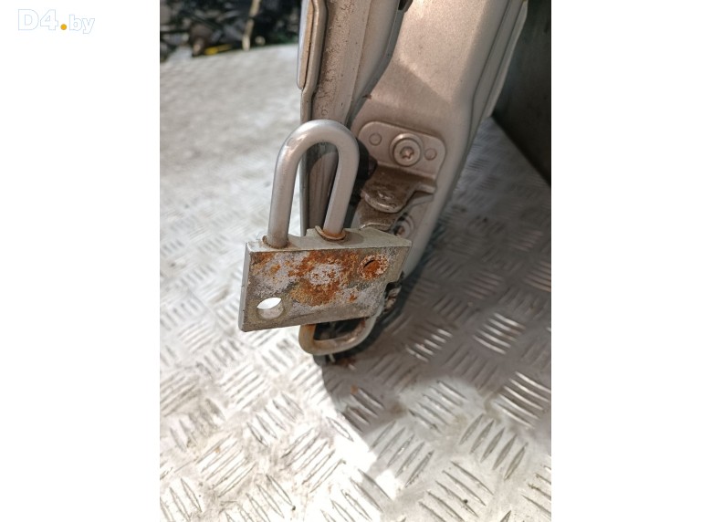 Петля двери передней правой к Audi A6 undefined г.