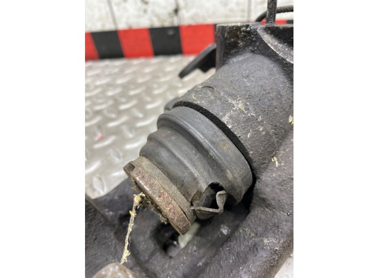 Суппорт задний правый к Суппорт задний правый к Audi A6 undefined г. A6