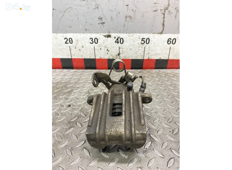 Суппорт задний правый к Audi A4 undefined г.