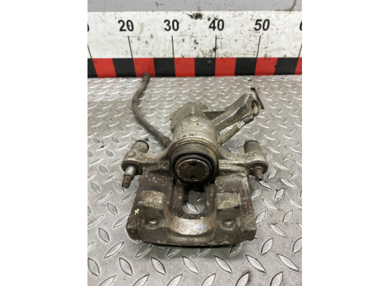 Суппорт задний левый к Opel Vectra, 2004г.