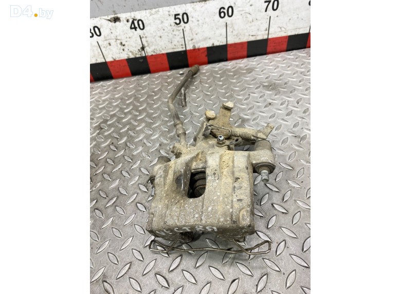 Суппорт задний правый к Opel Vectra undefined г.