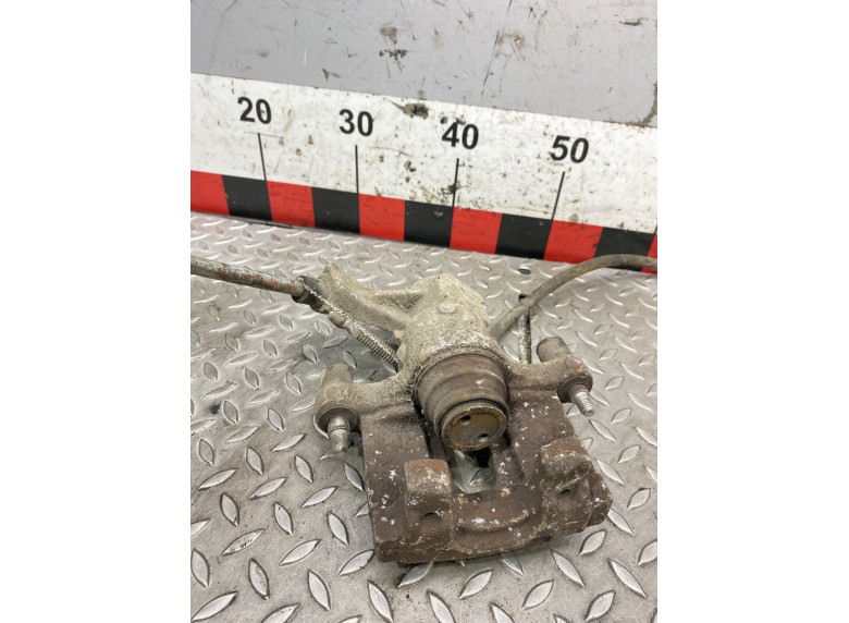 Суппорт задний правый к Opel Vectra, 2004г.