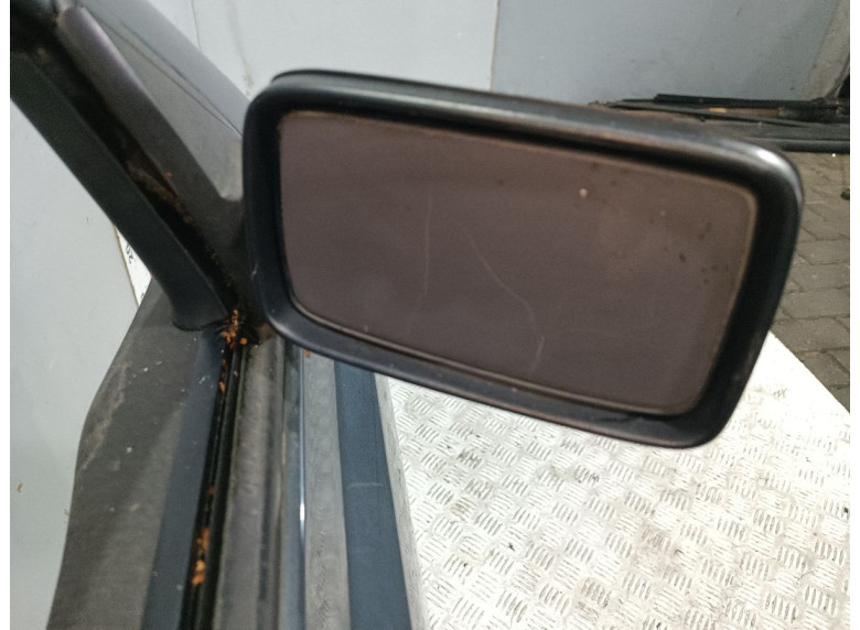 Зеркало наружное правое к Volkswagen Golf, 1995г.