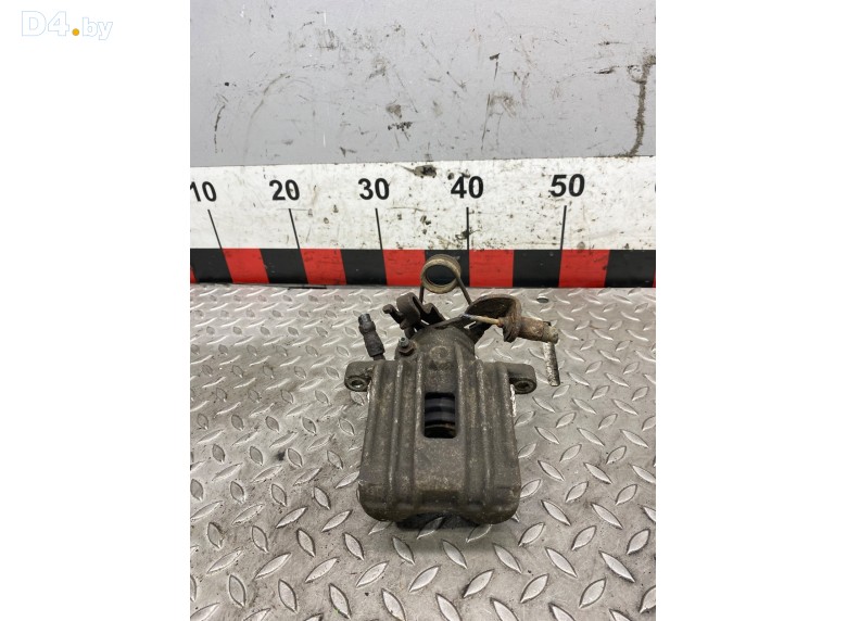 Суппорт задний левый к Audi A4 undefined г.