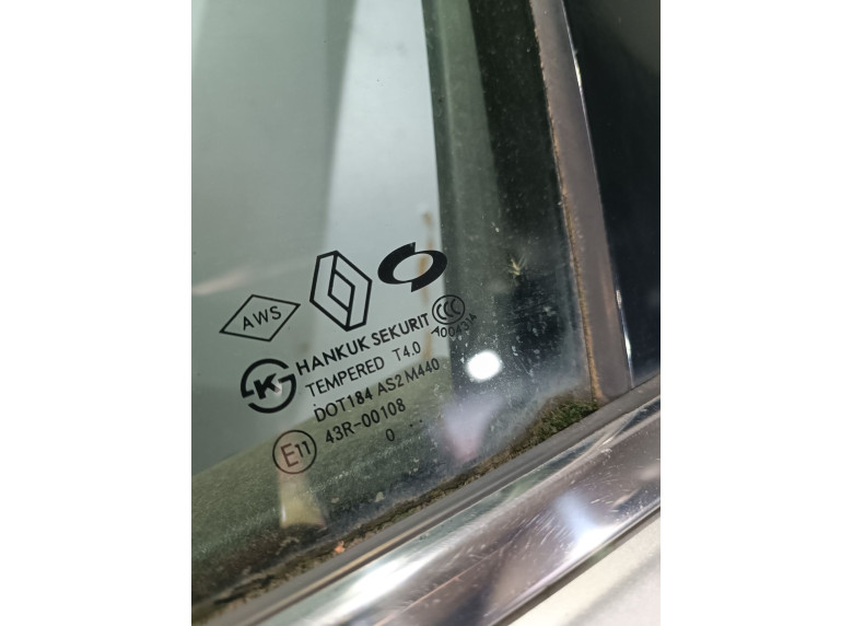 Стекло двери передней левой к Renault Latitude, 2010г.