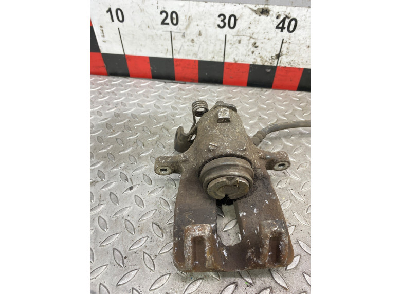 Суппорт задний правый к Opel Insignia, 2010г.