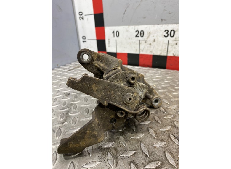 Суппорт задний правый к Суппорт задний правый к Renault Master undefined г. Master