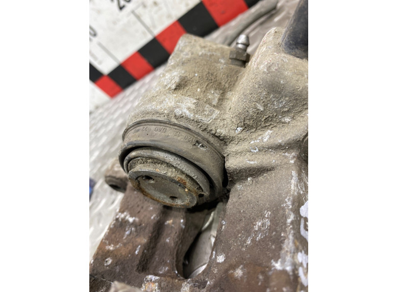 Суппорт задний левый к Opel Vectra, 2004г.