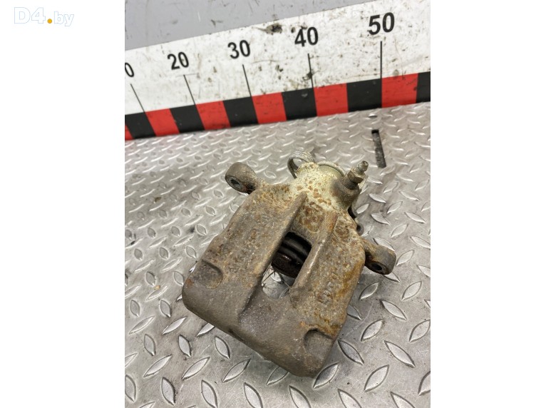 Суппорт задний левый к Peugeot 807 undefined г.