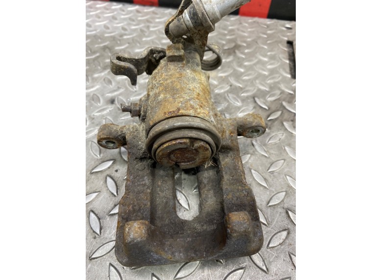 Суппорт задний левый к Суппорт задний левый к Peugeot 807 undefined г. 807