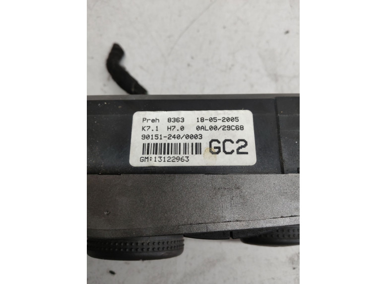 Блок управления печки/климат-контроля к Opel Astra, 2005г.