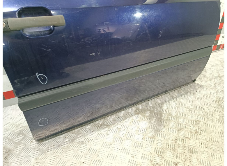 Дверь передняя правая к Volkswagen Golf, 1995г.