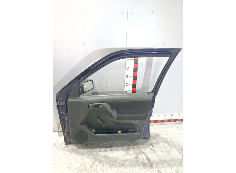 Дверь передняя правая к Volkswagen Golf, 1995г.