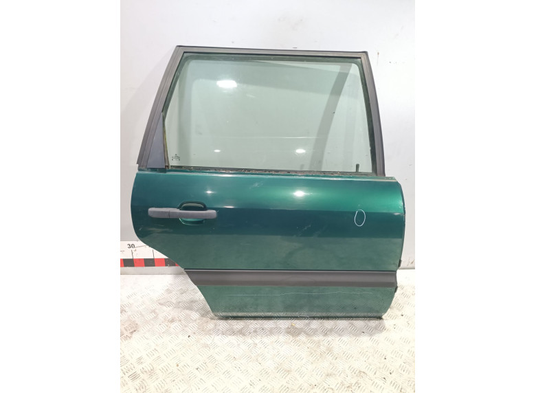 Дверь задняя правая к Volkswagen Passat, 1996г.
