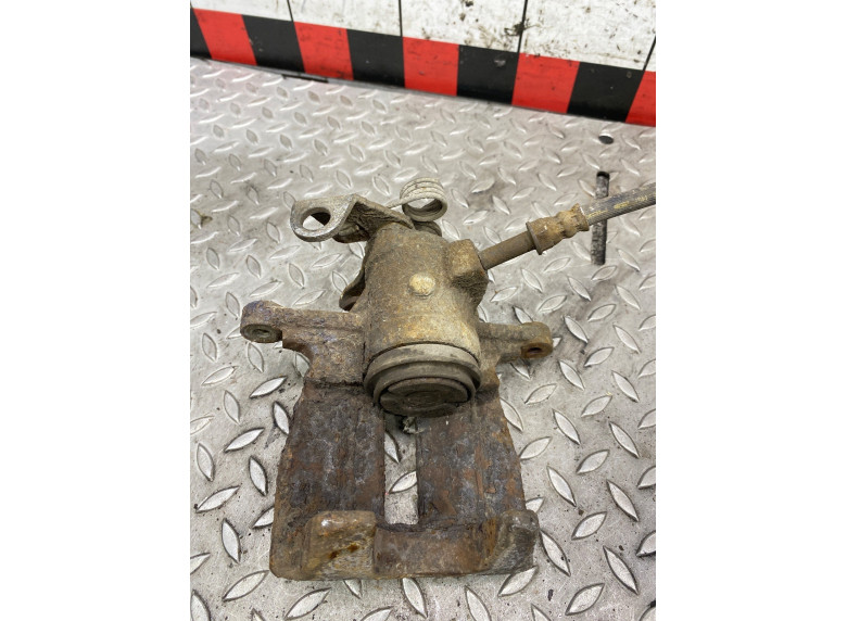 Суппорт задний левый к Volkswagen Transporter, 2005г.