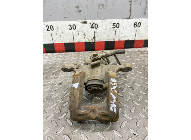 Суппорт задний правый к Opel Astra, 2010г.