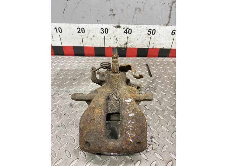 Суппорт задний правый к Ford Transit