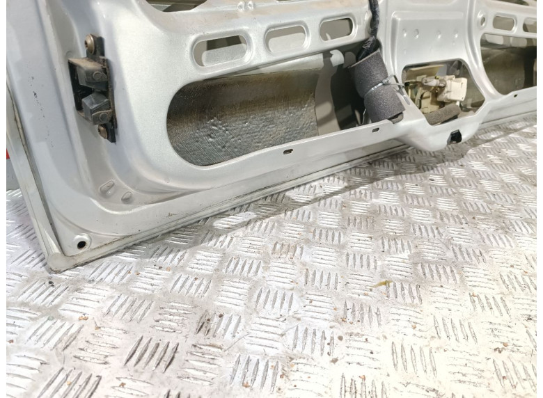 Крышка багажника (дверь 3-5) к Seat Alhambra, 2002г.