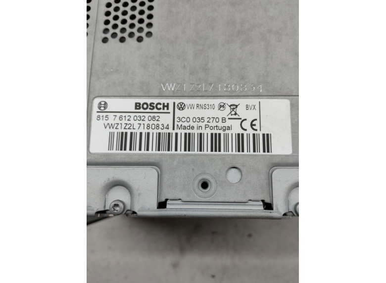 Магнитола к Volkswagen Golf, 2011г.