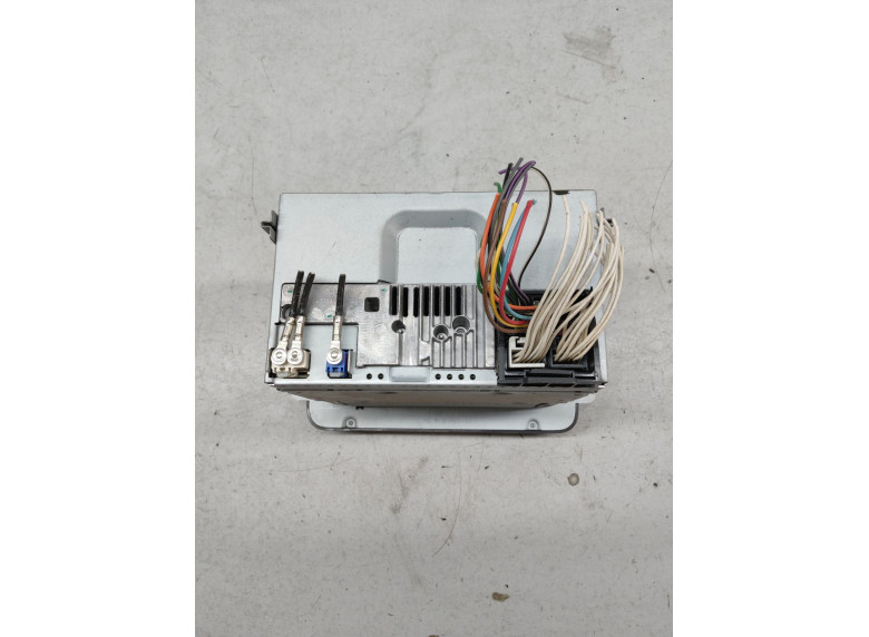 Магнитола к Volkswagen Golf, 2011г.