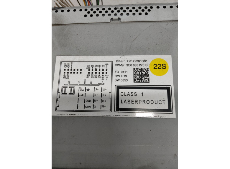 Магнитола к Volkswagen Golf, 2011г.