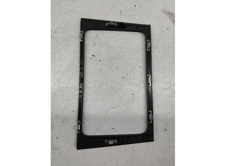 Рамка под магнитолу к Volkswagen Golf, 2011г.