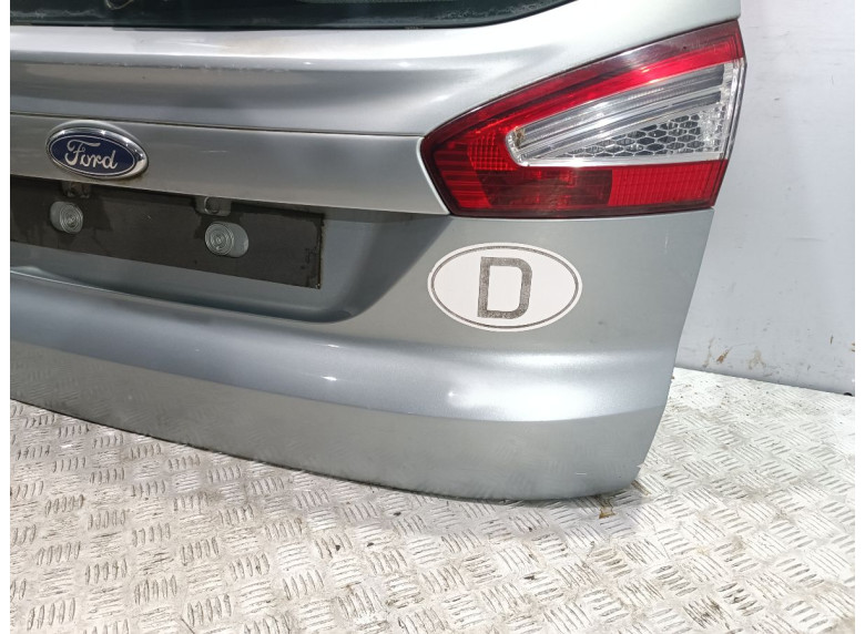 Молдинг крышки багажника к Ford Mondeo, 2011г.