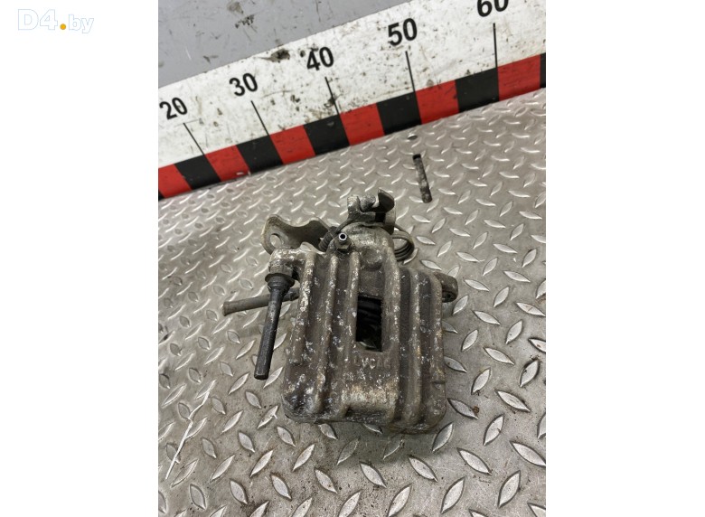 Суппорт задний левый к Audi A6 undefined г.