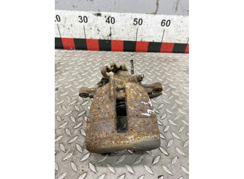 Суппорт задний правый к Volkswagen Transporter, 2005г.