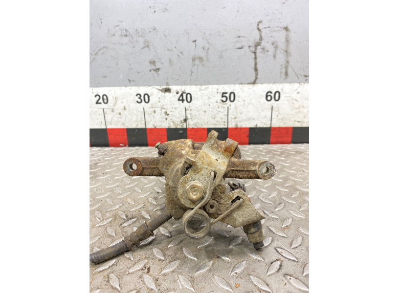 Суппорт задний правый к Volkswagen Transporter, 2005г.