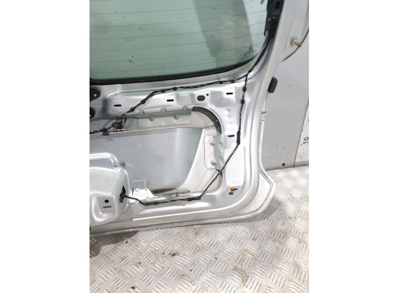 Крышка багажника (дверь 3-5) к Volkswagen Golf, 2009г.