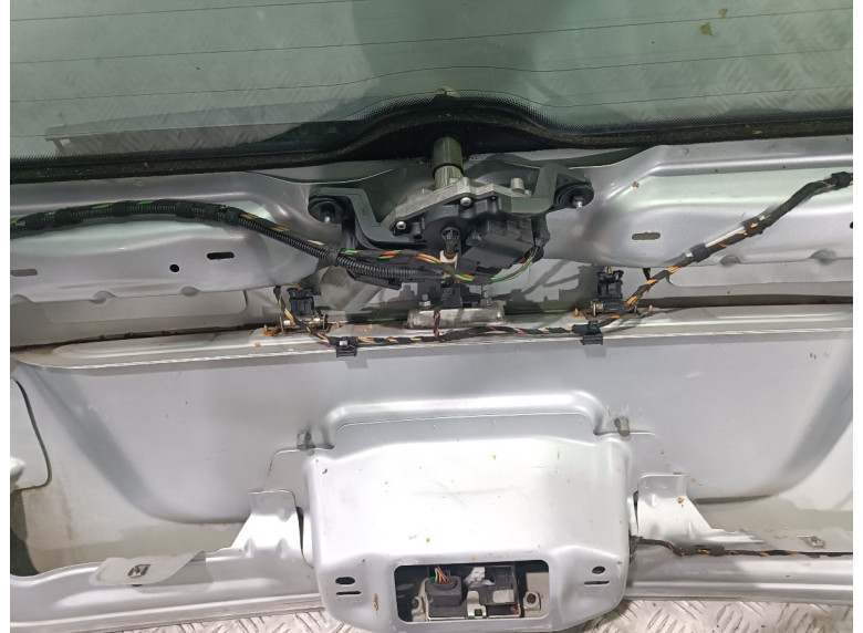 Крышка багажника (дверь 3-5) к Volkswagen Golf, 2009г.