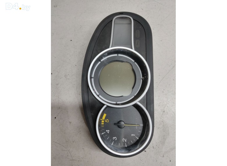 Щиток приборов (приборная панель) к Renault Megane undefined г.