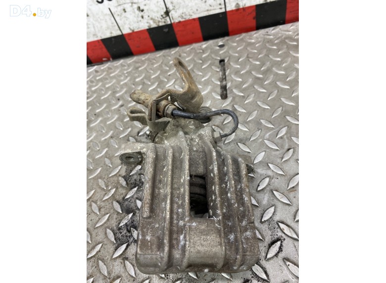 Суппорт задний правый к Volkswagen Golf undefined г.