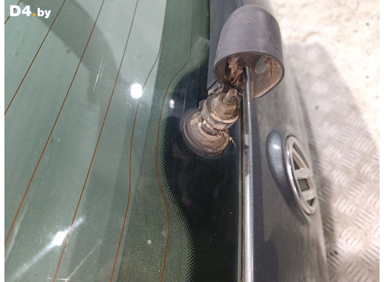 Моторчик заднего стеклоочистителя (дворника) к Volkswagen Golf undefined г.